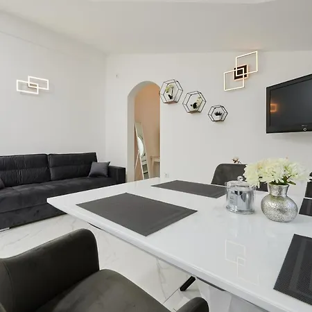 Fratelli Apartment