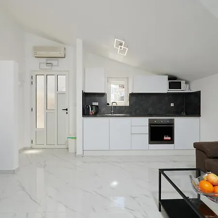 Fratelli Apartamento