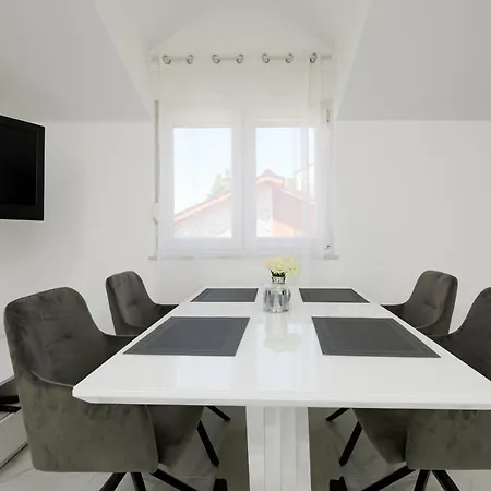Apartment Fratelli Trogir